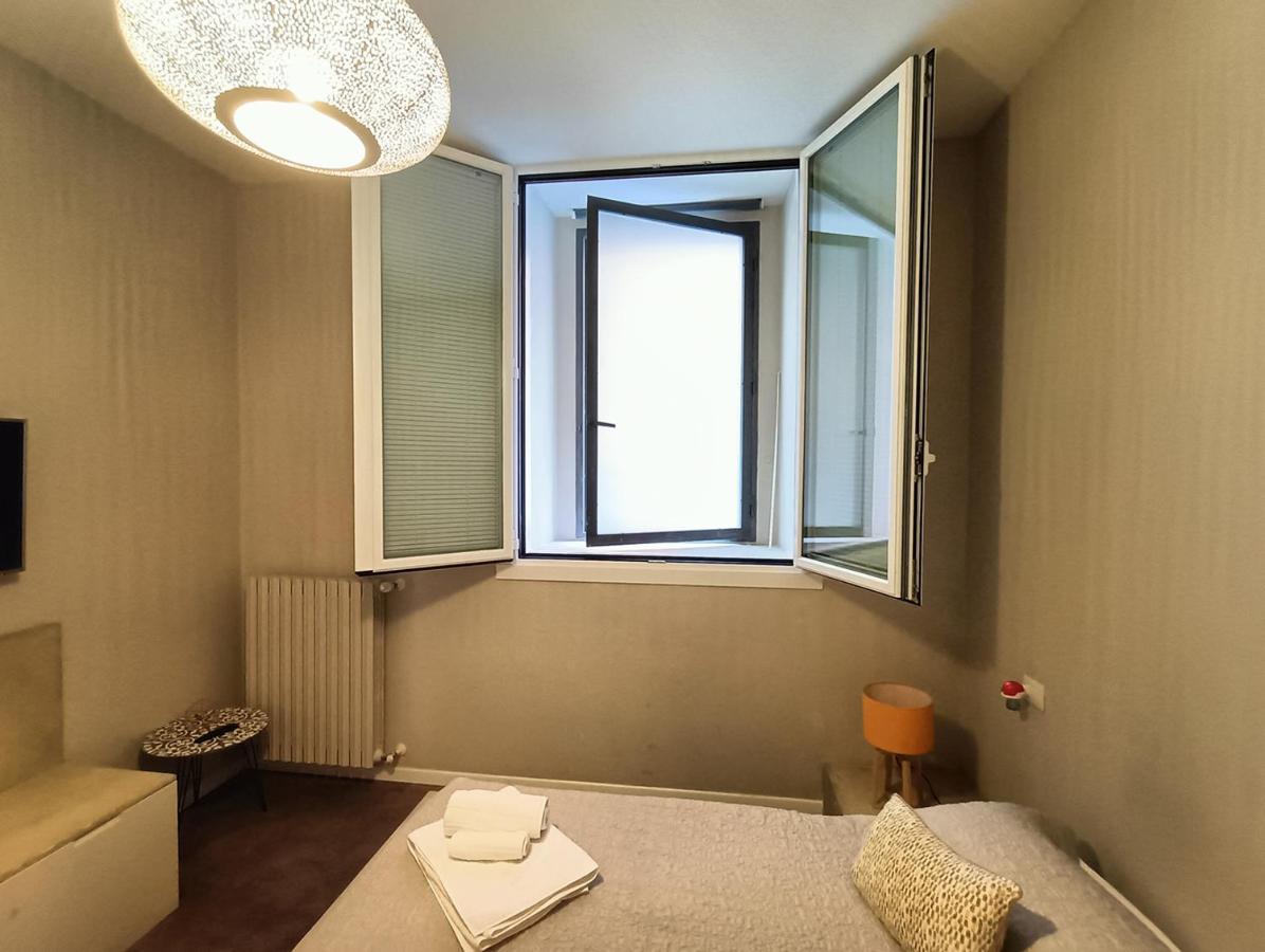 Game House In The Center Apartment Milan Luaran gambar