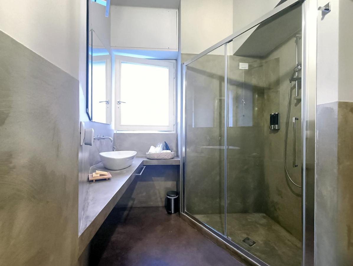 Game House In The Center Apartment Milan Luaran gambar