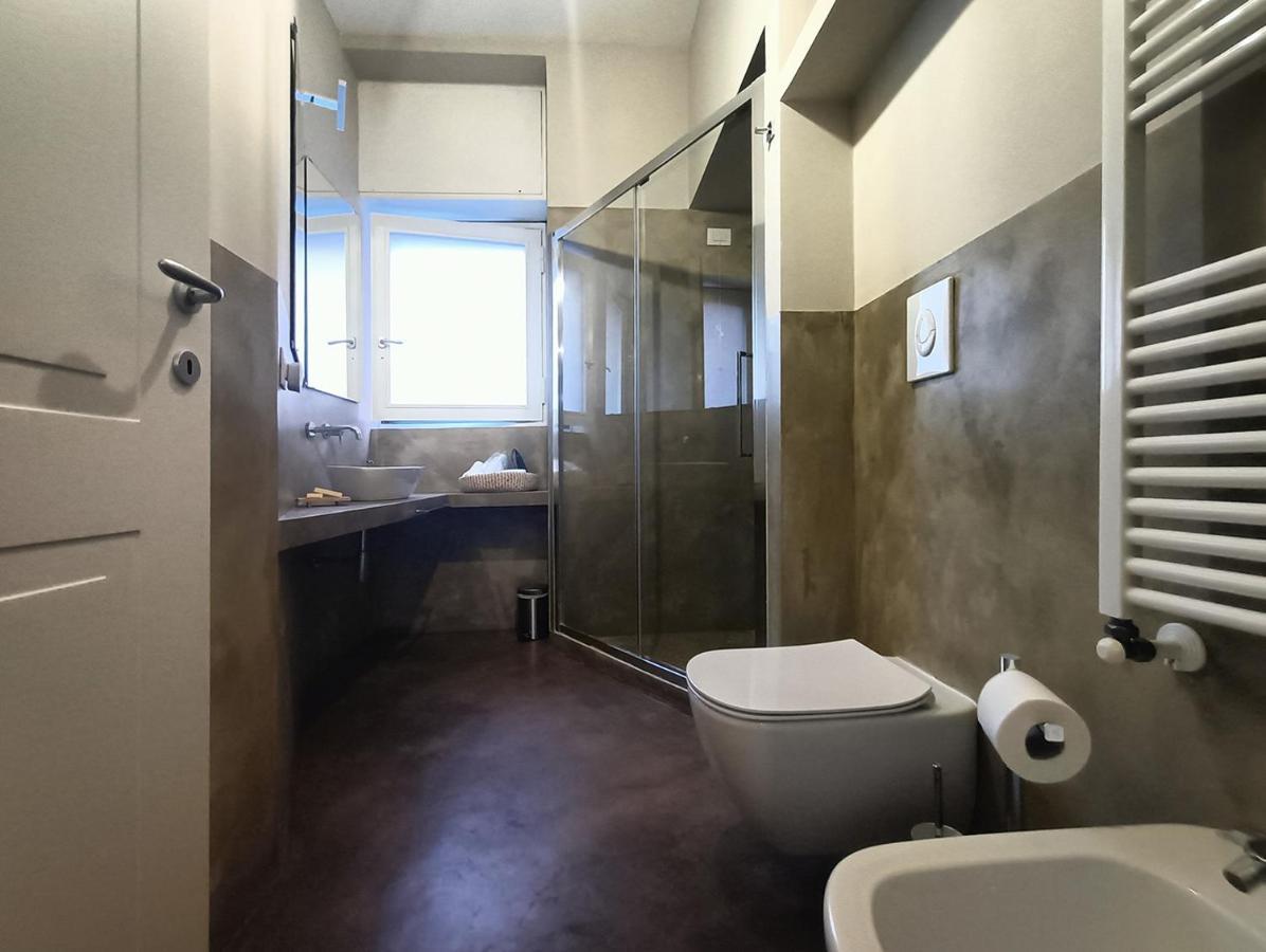 Game House In The Center Apartment Milan Luaran gambar