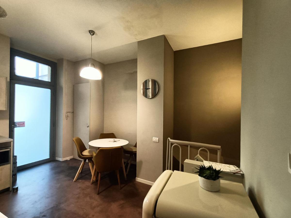Game House In The Center Apartment Milan Luaran gambar
